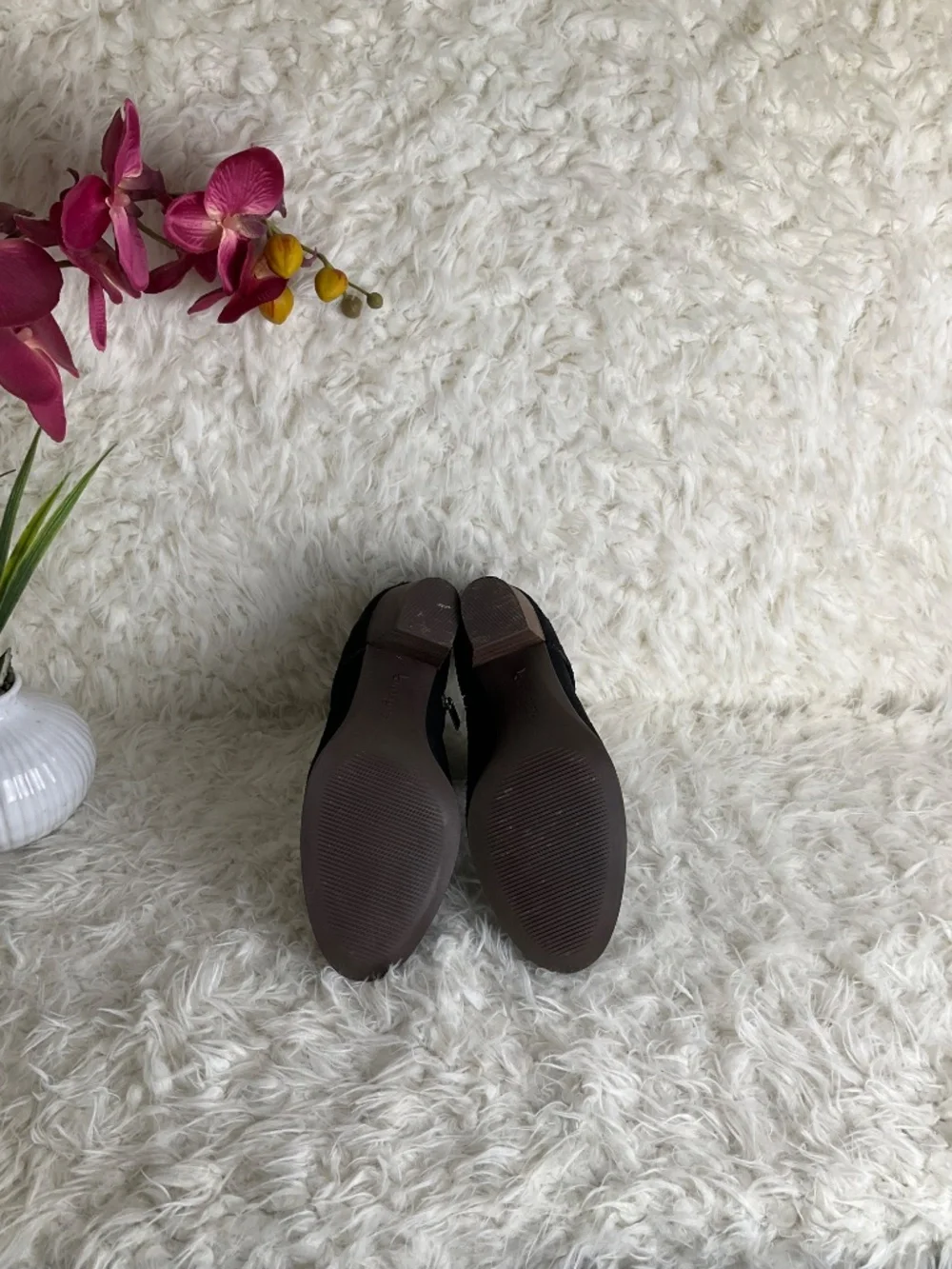 KOOLABURRA BY UGG WOMEN'S BLACK ANKLE BOOTS~SIZE 8!